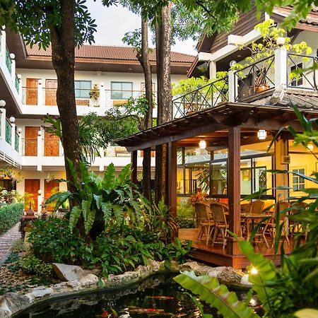 Charlie House Pin Klao Hotel Bangkok Exterior foto