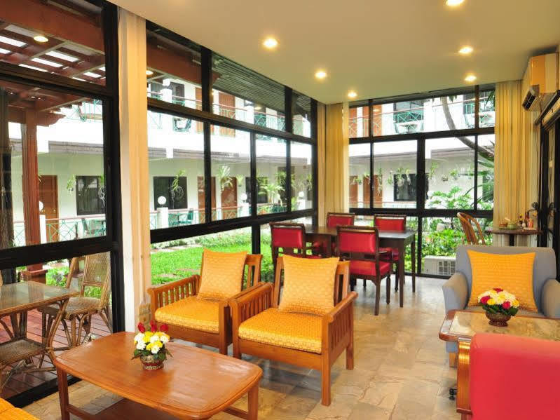 Charlie House Pin Klao Hotel Bangkok Exterior foto